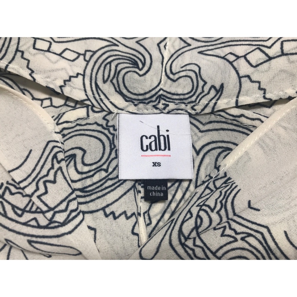 CAbi 3091‎ Scrollwork Sleeveless Blouse XS V-Neck - Picture 10 of 12
